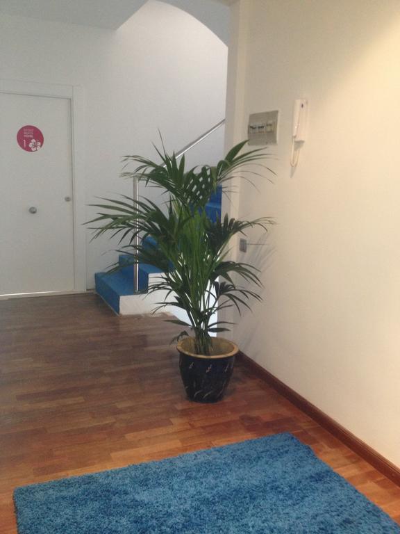 Sitges Beach Hostel Екстериор снимка