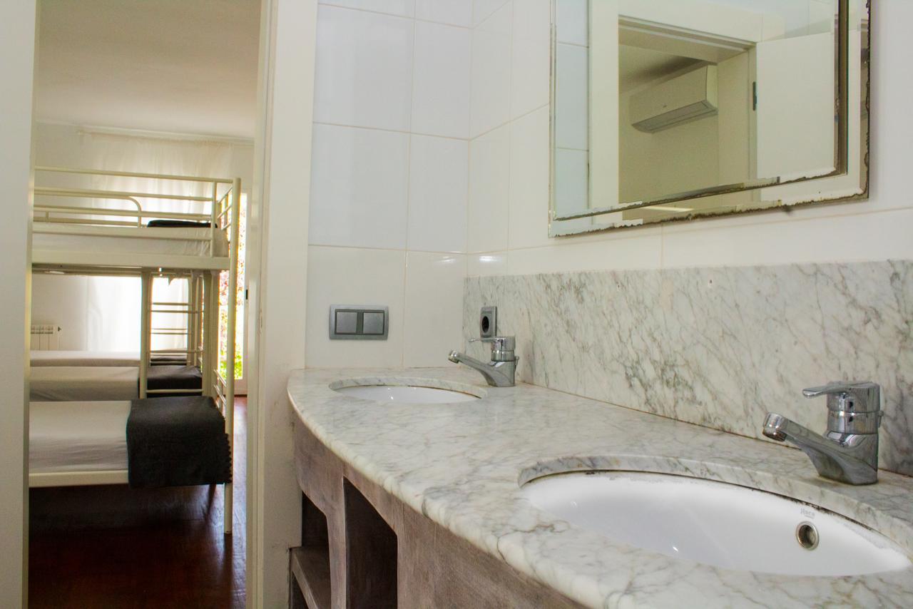 Sitges Beach Hostel Екстериор снимка