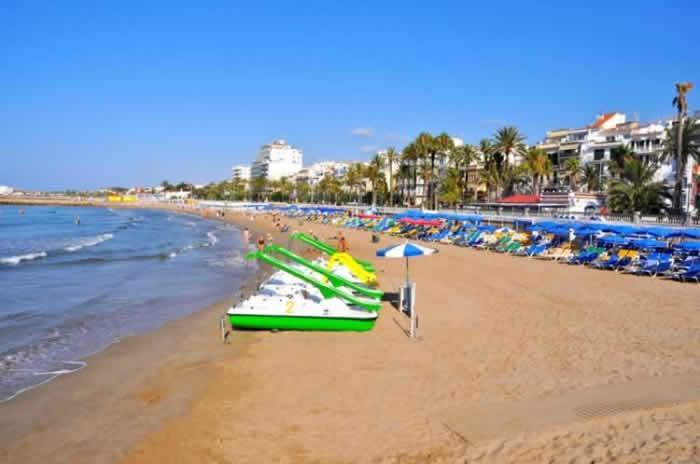Sitges Beach Hostel Екстериор снимка